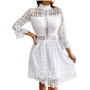 Lilly BAZAR White Lace Dress S